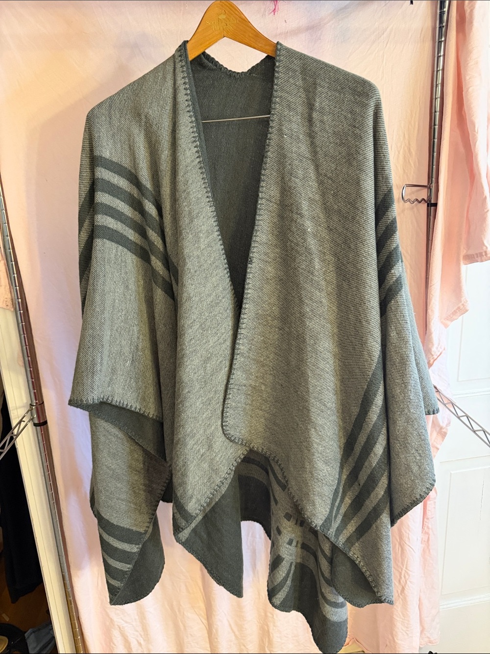 Grey Open-Front Women’s Sweater Wrap